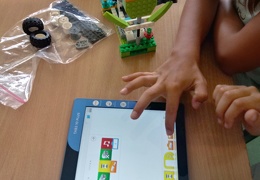 52. Lego WeDo 2.0. projekt Pszczoła
