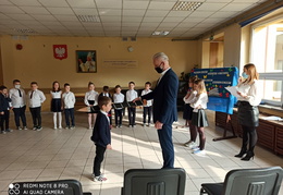 EB545040-335B-4E3A-BA78-8973A96D33D5