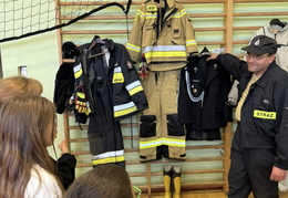 571213176 846428337910072 7226773447968444175 n