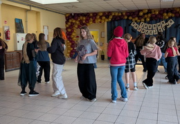 PXL 20251117 105752334.PORTRAIT